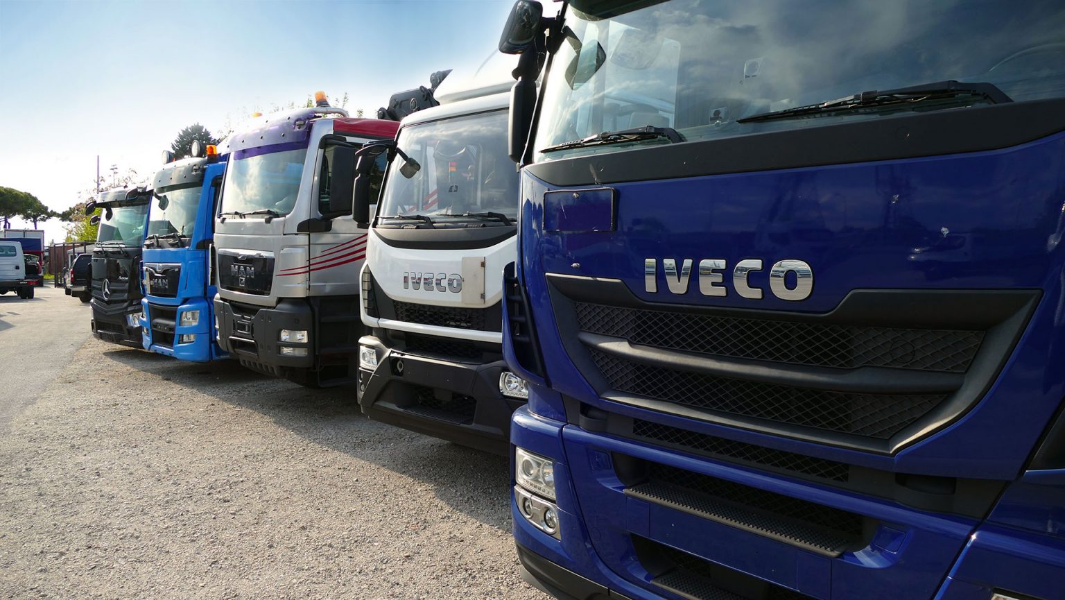 Iveco Kamion Kamion Srl